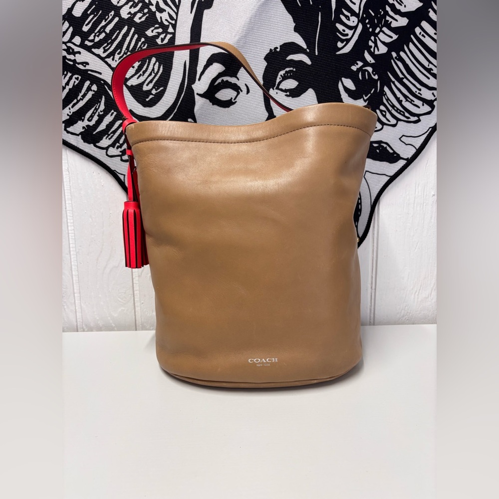 Coach Legacy Archival Two-Tone Bucket Bag - Picture 2 of 9